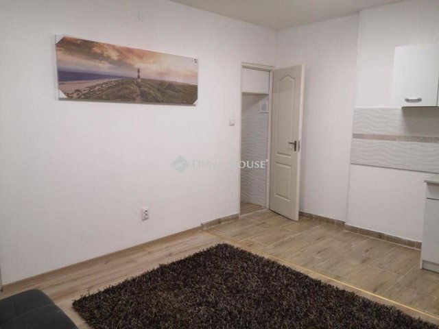 Eladó téglalakás, Budapesten, III. kerületben 26 M Ft, 1 szobás