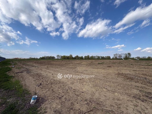Eladó telek, Sajópetrin 240 M Ft / költözzbe.hu