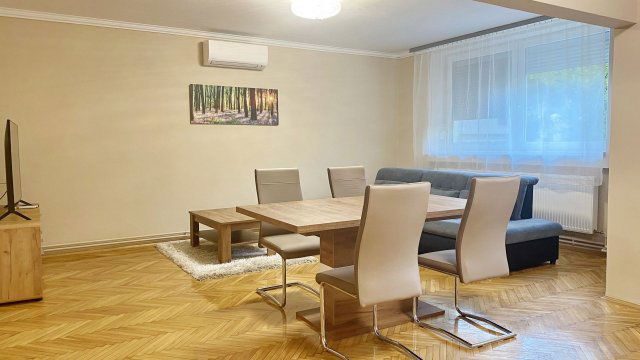 Kiadó téglalakás, albérlet, Debrecenben 380 E Ft / hó, 4 szobás