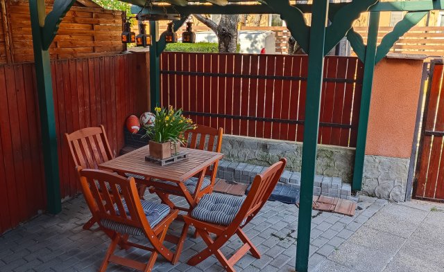 Eladó ikerház, Szigethalmon 50.9 M Ft, 2 szobás