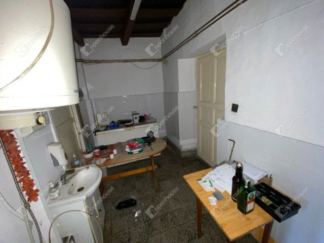 Eladó üzlethelyiség, Seregélyesen 32 M Ft / költözzbe.hu