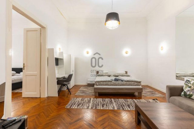 Eladó téglalakás, Budapesten, V. kerületben 109 M Ft, 2 szobás