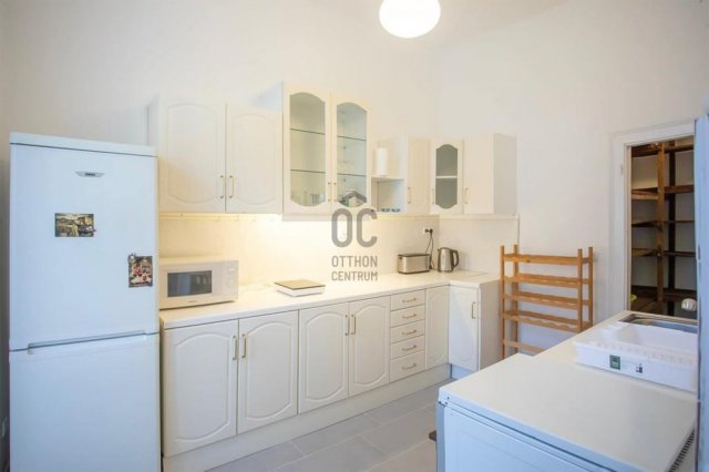 Eladó téglalakás, Budapesten, VII. kerületben 89.9 M Ft