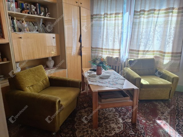 Eladó családi ház, Fertőszentmiklóson 62 M Ft, 4 szobás