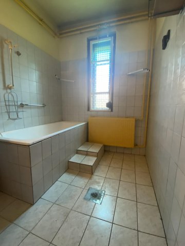 Eladó családi ház, Debrecenben 84 M Ft, 4 szobás