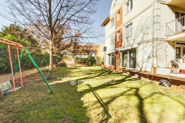 Eladó téglalakás, Budapesten, IV. kerületben 135 M Ft