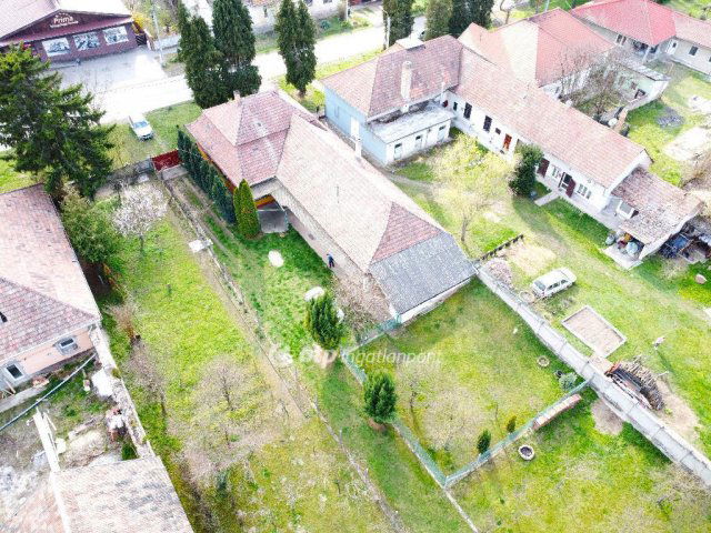 Eladó családi ház, Vámosmikolán 37 M Ft, 4+1 szobás