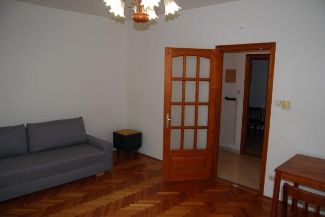 Kiadó téglalakás, albérlet, XII. kerületben, Zugligeti úton