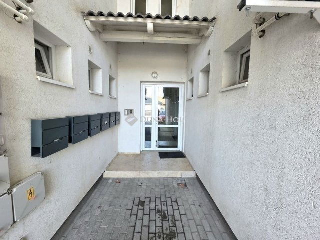 Eladó téglalakás, Halásztelken 94.9 M Ft, 4 szobás