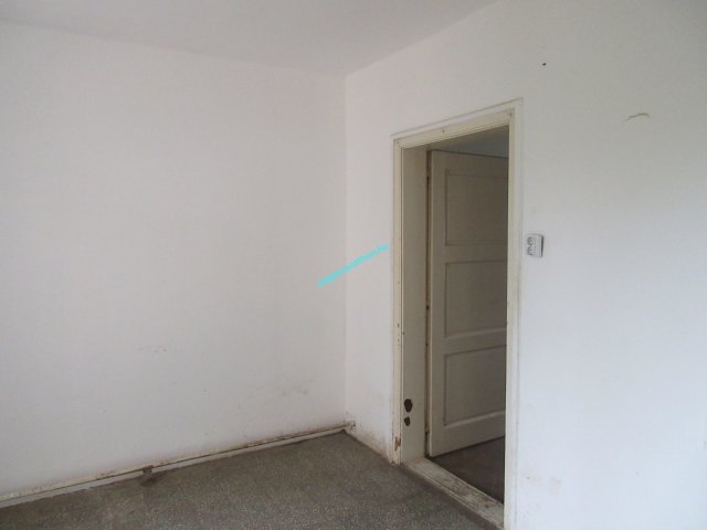 Eladó ikerház, Kazincbarcikán 15.5 M Ft, 2 szobás