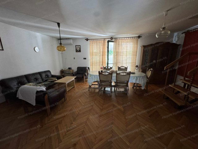 Eladó nyaraló, Fonyódon 115 M Ft, 3 szobás