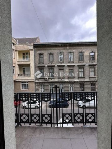 Eladó téglalakás, Budapesten, VIII. kerületben 95 M Ft, 3 szobás