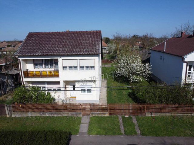 Eladó családi ház, Tiszanánán 31.5 M Ft, 3 szobás