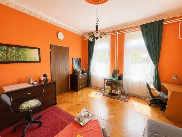 Eladó családi ház, Budapesten, IV. kerületben, Báthory utcában