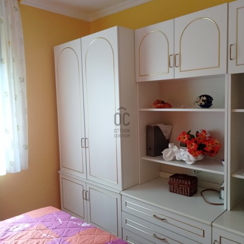 Eladó családi ház, Zamárdiban 129.9 M Ft, 4 szobás