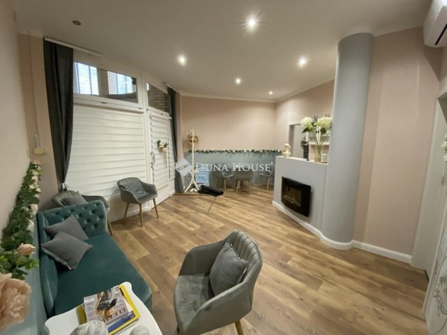 Eladó üzlethelyiség, Kecskeméten 85.9 M Ft