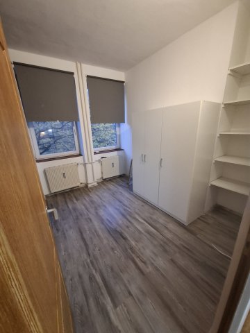 Eladó téglalakás, Tatabányán 38.9 M Ft, 1 szobás