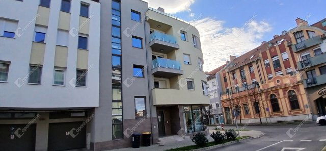 Eladó téglalakás, Zalaegerszegen 89.9 M Ft, 2 szobás