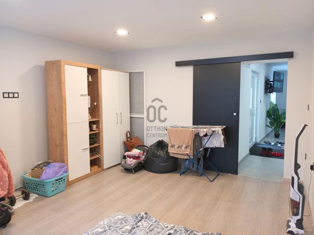 Eladó családi ház, Zalaszentgróton 125 M Ft, 5 szobás