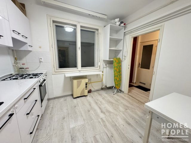 Eladó téglalakás, Hódmezővásárhelyen 31 M Ft, 1+1 szobás