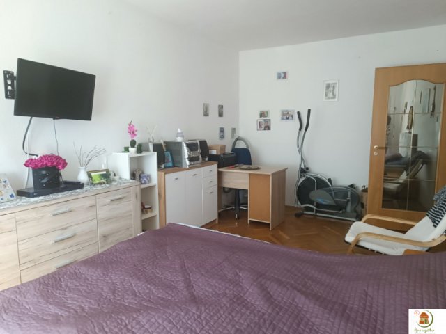 Eladó panellakás, Budaörsön 69.99 M Ft, 2 szobás