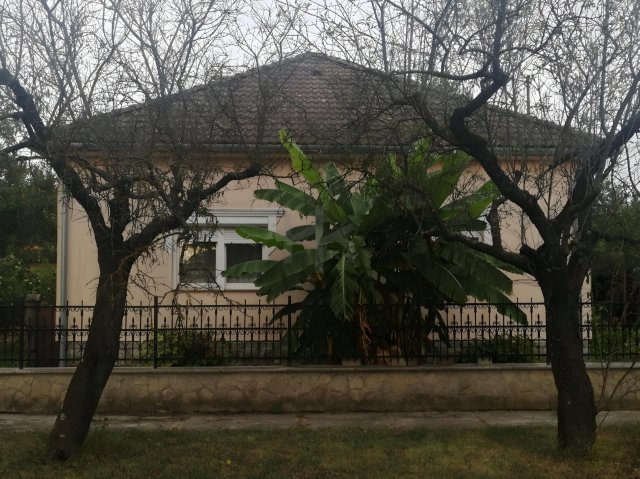 Eladó családi ház, Barcson 43 M Ft, 3 szobás
