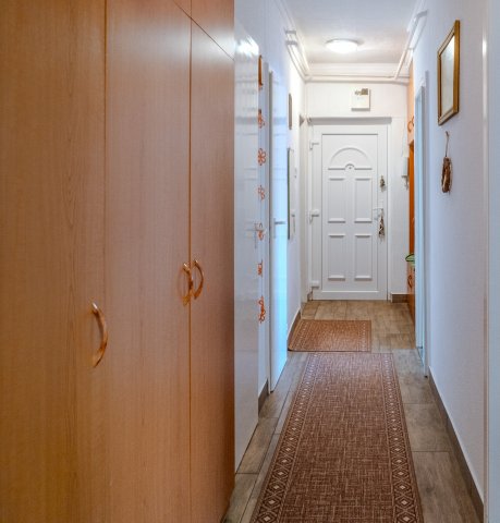 Eladó téglalakás, Nyíregyházán, Kert közben 35.5 M Ft