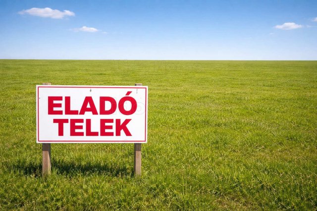 Eladó telek, Márkón 30 M Ft / költözzbe.hu