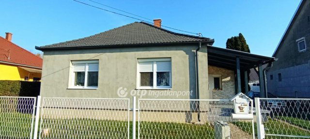 Eladó családi ház, Harkányban 48.99 M Ft, 2 szobás
