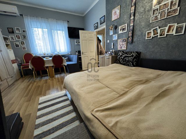 Eladó családi ház, Budapesten, XV. kerületben 63 M Ft, 2 szobás