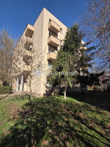 Eladó téglalakás, Szolnokon, Bálvány utcában 31.4 M Ft