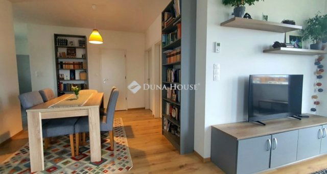 Eladó téglalakás, Szombathelyen 61.9 M Ft, 2+1 szobás