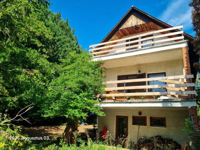 Eladó családi ház, Balatonkenesén 76 M Ft, 3 szobás