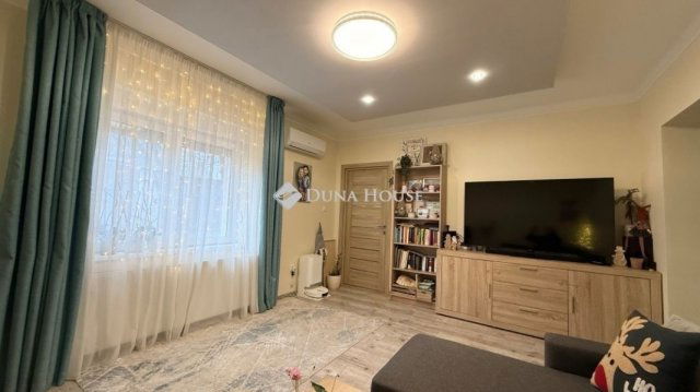 Eladó ikerház, Budapesten, XVIII. kerületben 102 M Ft, 3 szobás