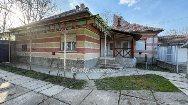 Eladó családi ház, Kétegyházán 20 M Ft, 3+1 szobás
