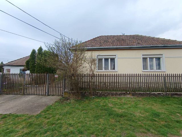 Eladó családi ház, Tolcsván 22.5 M Ft, 3+1 szobás