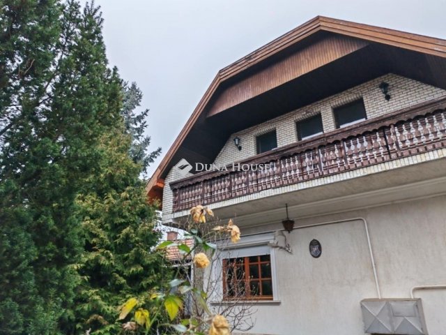 Eladó családi ház, Hatvanban 85 M Ft, 4 szobás