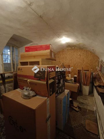 Eladó üzlethelyiség, Budapesten, I. kerületben 35 M Ft