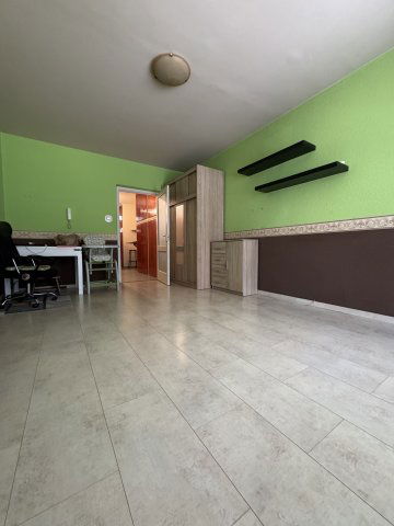 Eladó panellakás, Szegeden 39 M Ft, 1 szobás