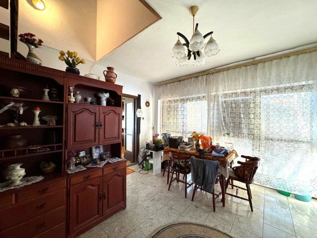 Eladó családi ház, Hidason 49.9 M Ft, 5 szobás