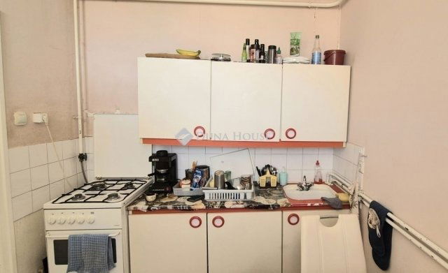 Eladó téglalakás, Kisteleken 36.5 M Ft, 3 szobás