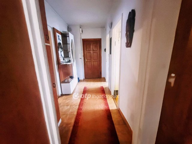 Eladó panellakás, Budapesten, XI. kerületben 99 M Ft, 2+1 szobás