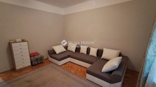 Eladó családi ház, Kecskeméten 69.9 M Ft, 6 szobás