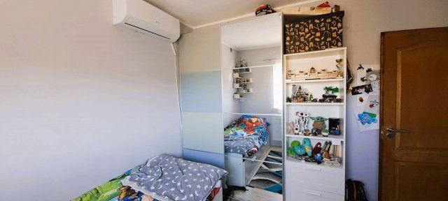 Eladó családi ház, Szigetszentmiklóson 109 M Ft, 4 szobás