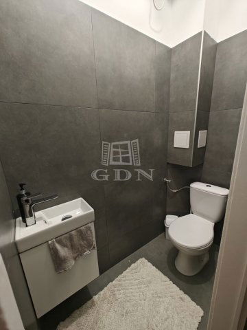 Eladó téglalakás, Budapesten, VI. kerületben 93 M Ft, 3 szobás