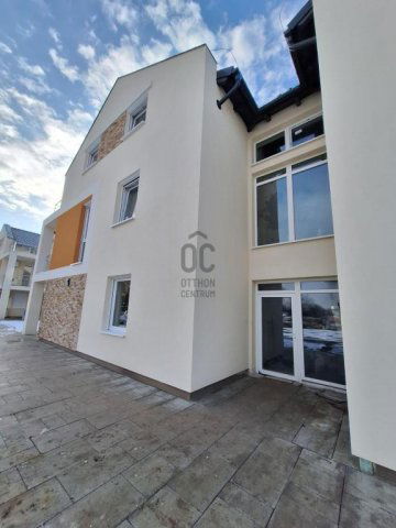 Eladó téglalakás, Albertirsán 74.5 M Ft, 5 szobás