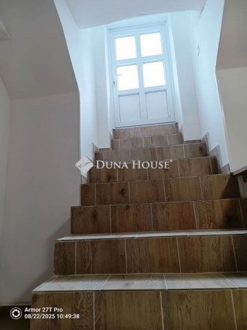 Eladó téglalakás, Budapesten, VIII. kerületben, Csobánc utcában