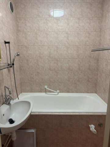 Eladó panellakás, Miskolcon 31.9 M Ft, 1+2 szobás