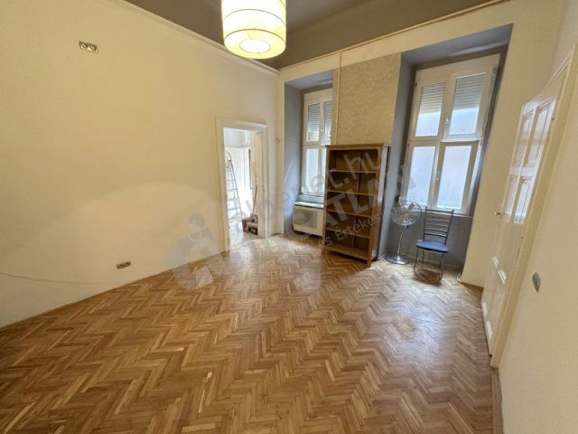 Kiadó téglalakás, albérlet, Budapesten, V. kerületben