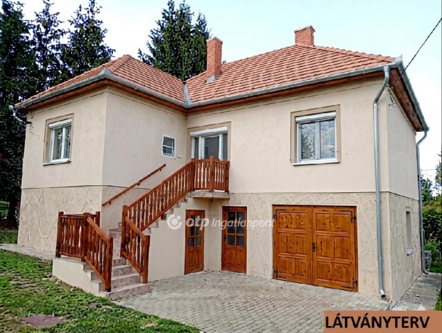 Eladó családi ház, Városlődön 33 M Ft, 2 szobás